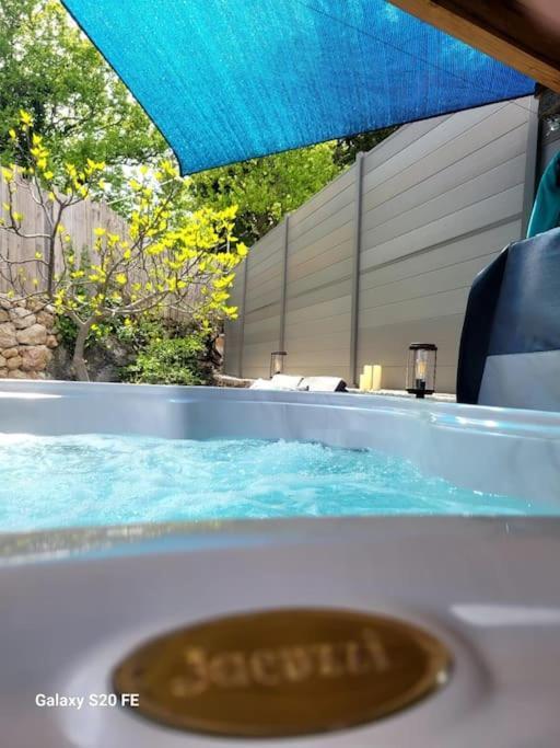 L'Antre Deux Pierres, Romantisme, Jacuzzi Exterieur, Plateau Dinatoire Bouyon ภายนอก รูปภาพ