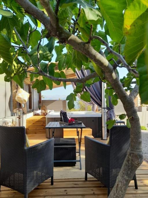 L'Antre Deux Pierres, Romantisme, Jacuzzi Exterieur, Plateau Dinatoire Bouyon ภายนอก รูปภาพ
